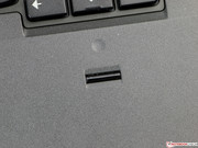 Ein Fingerabdruck-Scanner ist ebenfalls an Bord.