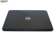 Das Gehäuse wiegt über drei Kilogramm.