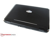 Inklusive Akku wiegt das Notebook rund 3.3 Kilogramm. Inklusive Akku wiegt das Notebook rund 3.3 Kilogramm.