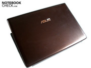 Die Oberfläche des N82JV ist halbwegs unempfindlich