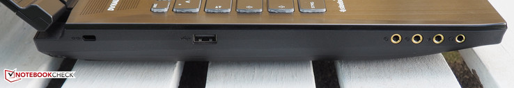 linke Seite: Kensington Lock, USB 2.0, 4x Audio