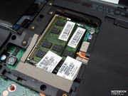 Wie alle anderen Modellvarianten verfügt aber auch dieses über 4 Gigabyte Arbeitsspeicher (DDR2).