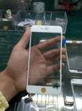 Das angebliche Frontpanel des iPhone 6s lässt eine Öffnung für einen LED-Blitz vermissen (Bild: nowhereelse.fr)
