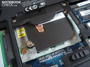 Die Grafikkarte (GeForce GTS 250M) ist nur zum Teil einsehbar Die Grafikkarte (GeForce GTS 250M) ist nur zum Teil einsehbar