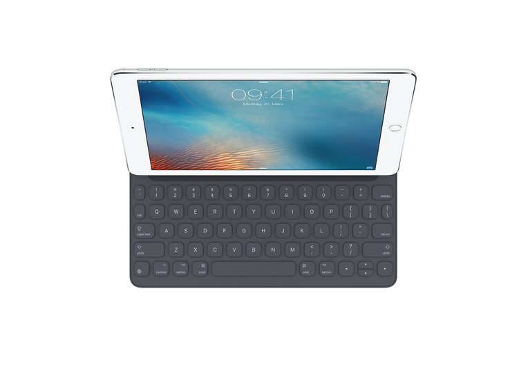 Für das Apple iPad Pro 9.7 gibt es ein eigenes Tastatur-Cover (Bild: Apple)
