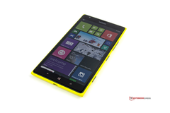 Windows-Phone-Handys wie das Lumia 1520 werden von DirectX 12 profitieren (Bild: Eigenes)
