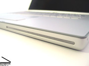 auch die Robustheit bzw. Stabilität des Aluminiumgehäuses überzeugt. auch die Robustheit bzw. Stabilität des Aluminiumgehäuses überzeugt.