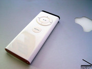 Mit von der Partie: Apple remote Control macht das MacBook Pro zum Multimedia Center. Mit von der Partie: Apple remote Control macht das MacBook Pro zum Multimedia Center.