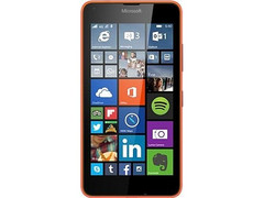 Das Lumia 640 mit HD-Display und Dual-SIM ist für rund 150 Euro erhältlich (Bild: Microsoft)