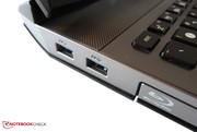 Neben dem Blu-ray-Laufwerk warten zwei schnelle USB-3.0-Ports.