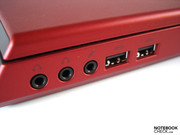 Zwei flotte USB 3.0-Ports bereichern die rechte Seite. Zwei flotte USB 3.0-Ports bereichern die rechte Seite.