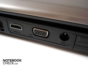 HDMI, VGA und DC-in sitzen auf der Rückseite HDMI, VGA und DC-in sitzen auf der Rückseite