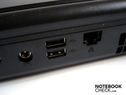 Die Rückseite verfügt über DC-in, zwei weitere USB 2.0-Ports und RJ-45 Gigabit-Lan Die Rückseite verfügt über DC-in, zwei weitere USB 2.0-Ports und RJ-45 Gigabit-Lan
