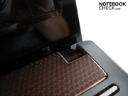 Die Scharniere lassen die Baseunit beim Öffnen nicht mitschwingen