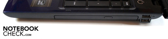 Rechte Seite: optisches Laufwerk (Blu-Ray-Player), 2x USB 2.0