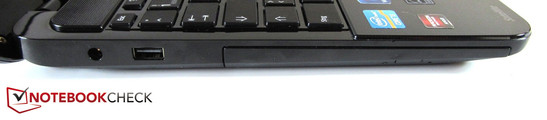 linke Seite: Stromeingang, USB 2.0, optisches Laufwerk
