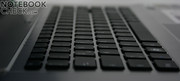 Die Tastatur gefällt optisch gut und lässt sich auch einwandfrei bedienen. Die Tastatur gefällt optisch gut und lässt sich auch einwandfrei bedienen.