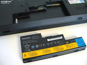 Da Lenovo das W700 mit einem Akku mit besonders hoher Kapazität ausstattet, können auch einigermaßen vertretbare Akkulaufzeiten erreicht werden. Da Lenovo das W700 mit einem Akku mit besonders hoher Kapazität ausstattet, können auch einigermaßen vertretbare Akkulaufzeiten erreicht werden.