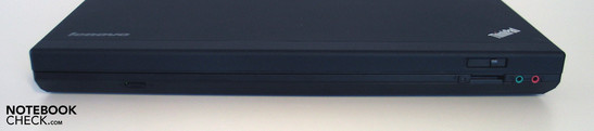 Vorderseite: Media Card Reader, Audio Ports Vorderseite: Media Card Reader, Audio Ports