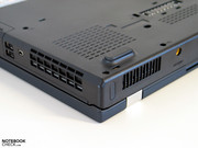 In doppelter Ausführung sind auch Lüfter vorhanden, einer für die GPU, der andere für den Prozessor. In doppelter Ausführung sind auch Lüfter vorhanden, einer für die GPU, der andere für den Prozessor.