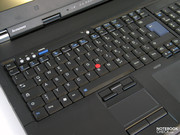 So findet man etwa eine übliche Thinkpad Tastatureinheit im Gerät, die allerdings nicht ganz überzeugen konnte. So findet man etwa eine übliche Thinkpad Tastatureinheit im Gerät, die allerdings nicht ganz überzeugen konnte.