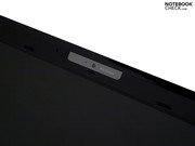 An seinem oberen Bildschirmrand befindet sich eine WebCam. Gesichtserkennungssoftware ist ebenso inkludiert.