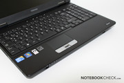 Die Tastatur des Tecra A11 gefällt mit gutem Anschlag und Tippgefühl.