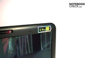 Samsung verspricht mit dem kleinen Akku bis zu 4 Stunden Laufzeit.