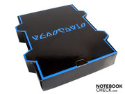Das Zubehör packt Alienware in einen stylischen Karton. Das Zubehör packt Alienware in einen stylischen Karton.