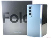 Bei Otto ist das Samsung Galaxy Z Fold 4 derzeit für knapp 800 Euro im Deal bestellbar (Bild: Marcus Herbrich)
