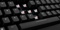 BenQ: Gaming-Keyboard Zowie Celeritas 2 und Zowie G-SR SE Mauspad