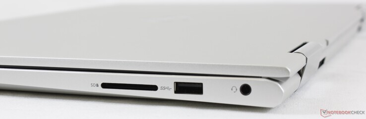 Rechts: SD-Leser, USB-A 3.2 Gen. 1, 3,5 mm Combo-Audio