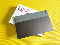 Das Lenovo Tab P11 der zweiten Generation ist schwerer geworden, aber weiterhin ein gutes Mittelklasse-Pad.