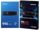 Media Markt und Saturn haben die 2TB-SSDs aus der 990 Evo und 990 Pro Reihe preislich reduziert (Bild: Samsung)