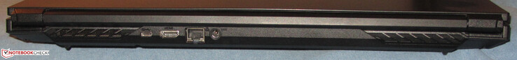 Rückseite: USB 3.2 Gen 2 (Typ C; Displayport), HDMI, Gigabit-Ethernet, Netzanschluss
