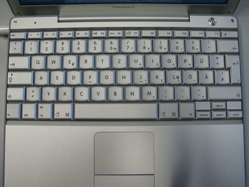 http://www.notebookcheck.com/laptop/images/stories/Notebooks/Apple/Powerbook/PB12_15/tastatur.jpg