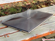 Es ist das neue Zenbook UX51VZ.