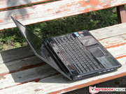 ansonsten gibt sich das Notebook eher zurückhaltend.