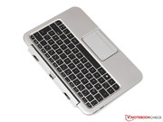 Zusätzliche 21 Wh bietet das zugehörige Tastatur-Dock.