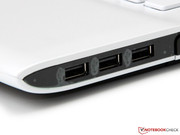 Dem Nutzer stehen insgesamt 4 USB-Ports zur Verfügung, ...