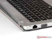 sowie einen GBit-LAN-Port - den haben nicht alle Ultrabooks.