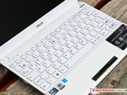 auch das Touchpad ist nur durchschnittlich.