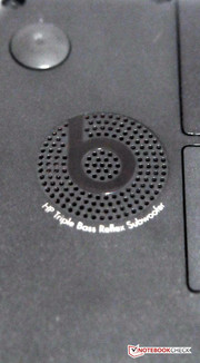 Der HP Triple Bass Subwoofer befindet sich auf der Rückseite.