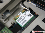 Darunter befindet sich die WLAN-Karte, hier eine Intel Centrino Wireless-N 2230, ...