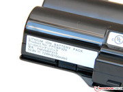 Mit 72 Wh bietet der Energiespeicher genug Reserven, ...