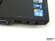 1xUSB-2.0 und die beiden Audiobuchsen links ganz vorne