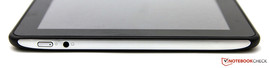 Linke Seite: Power-Button, Audio-In