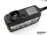 und wiegt inklusive Kabel nur 187 Gramm.