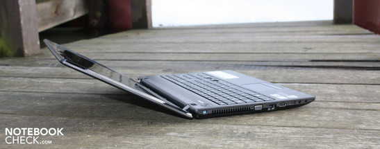 Acer Aspire 5742G-458G64Mnkk: Starke Spiele-Performance aber Einbußen bei Verarbeitung und Ausstattung