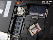 Das 7750G hat VIER RAM-Sockel und kann 16 GB DDR3 fassen.